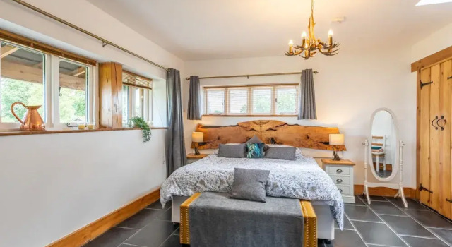 The Lodge, Забронировать Дом для отпуска Сохолл Чешир