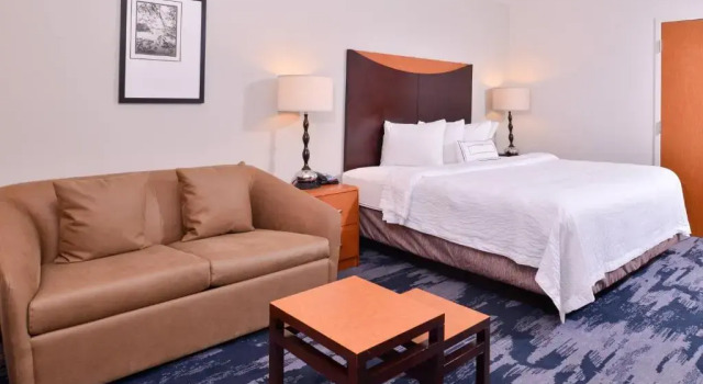 Номер Standard Fairfield Inn and Suites by Marriott Birmingham Pelham/I-65