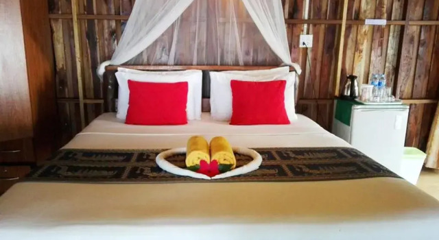 Коттедж с видом на море Koh Jum Resort