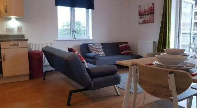 Vetrelax Chelmsford Cressy Apartment, Varaa Huoneisto Asunnot kohteessa Merseyside, Huoneisto