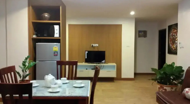 Апартаменты Цокольный этаж Rimtalay Angsila Guesthouse