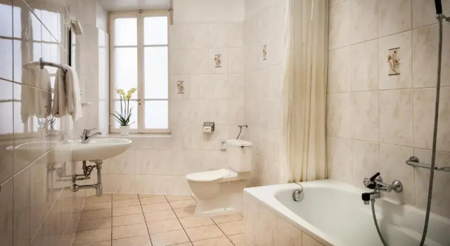 Кровать в общем номере EasyRooms dellAngelo