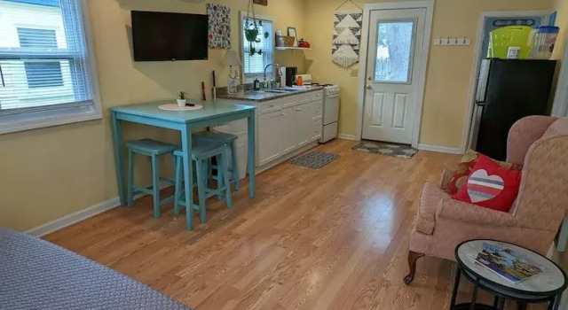 Семейный коттедж с 2 комнатами Little Yellow Cottages
