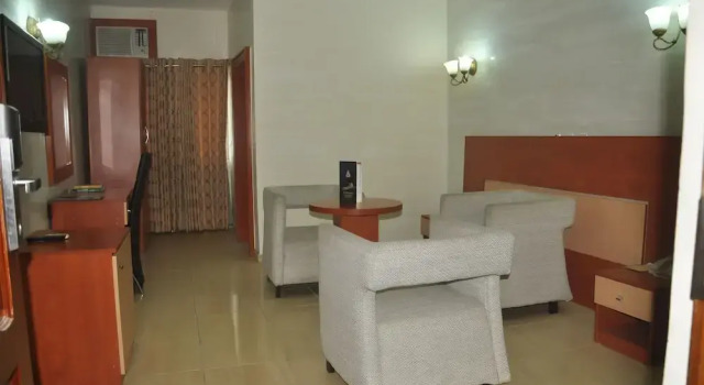 Номер Executive Top Rank Hotel
