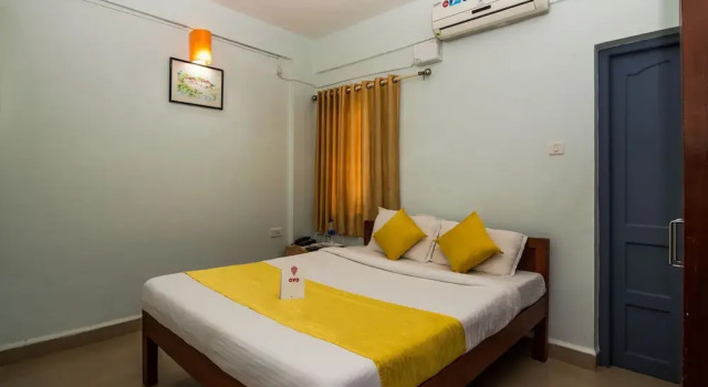 OYO 10141 JS Palms, Prenota Hotel Hotel a Goa con parcheggio, Parcheggio