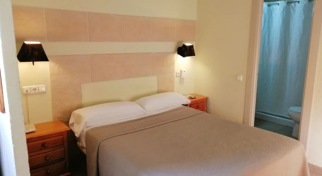 Hostal Nueva Andalucia, Забронировать Хостел Алькала-де-Гуадаира провинция Севилья