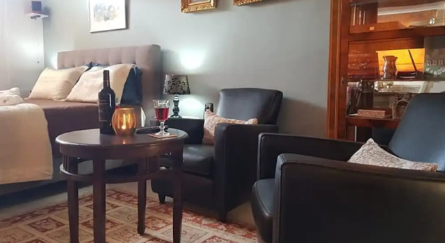 Glyfada's Cosy Apartments