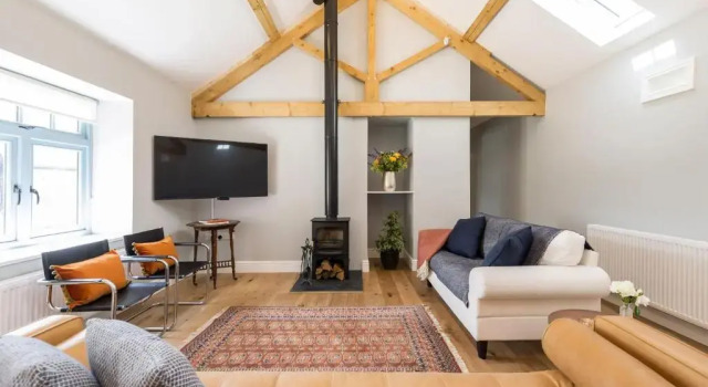 Bower Cottage, Varaa Lomakoti Mökit kohteessa Merseyside, Mökki