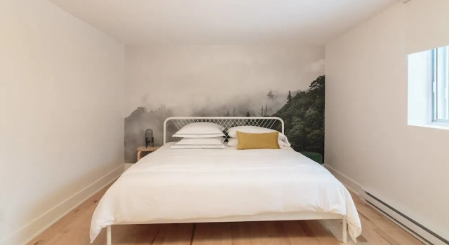 3 Br Luxury & Spacious Apartment in Little Italy, Book Lejlighed Hoteller i Montreal med parkering, nær Ubisoft, Parkering