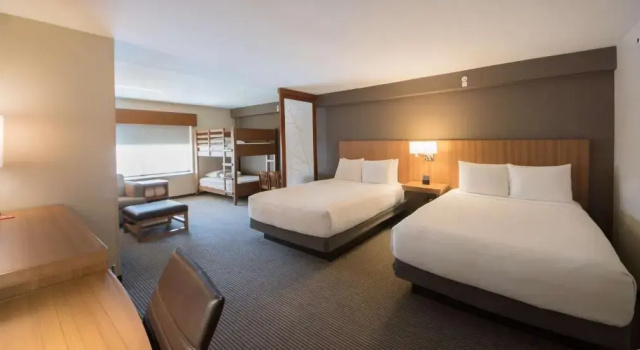 Номер Accessible Family Hyatt Place Orlando/Lake Buena Vista