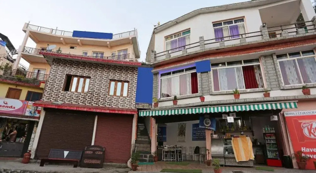 Oyo 23298 Hotel Uttaranchal Inn, Rezervovat Hotel Nainital Uttarakhand