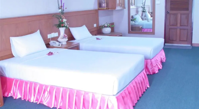 PathumThani Place Hotel