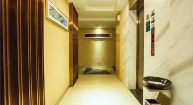 City Comfort Inn Wuzhou Bus Station, Varaa Hotelli Wuzhou 