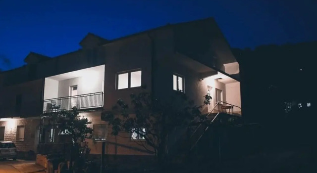 Apartment Dogan, Rezerwuj Apartament Hotele w Split-Dalmatia County z parkingiem, Parking