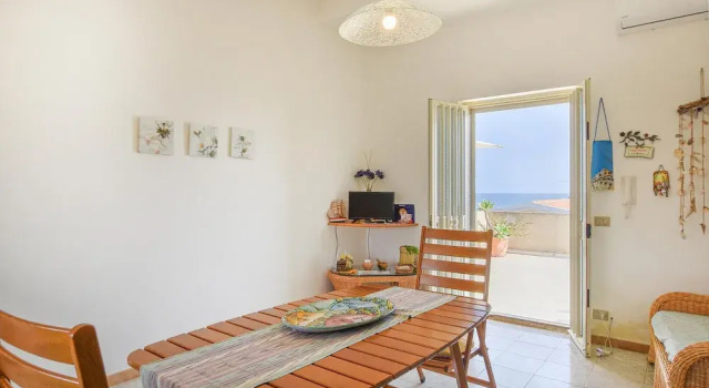 Beautiful Apartment in Donnalucata With 2 Bedrooms and Wifi, Забронировать Апартаменты/квартира Отели Донналуката с парковкой, Парковка