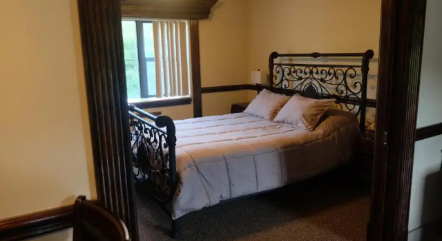 Люкс Deluxe Chalet Inn & Suites