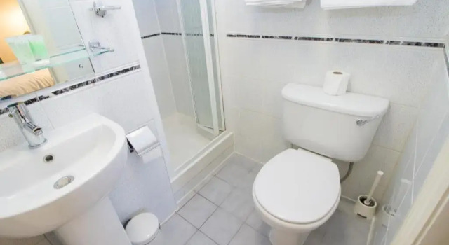 Трёхместный номер Standard London Town Hotel