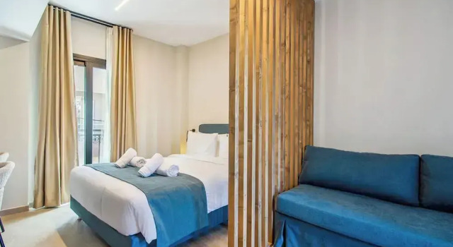Студия Deluxe Mc Queen Boutique Apartments