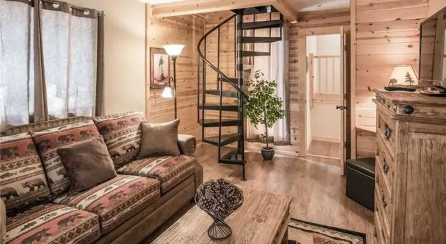 Sleepy Bear Cabin - Three Bedroom Cabin with Hot Tub, Varaa Lomakoti Ruidoso New Mexico