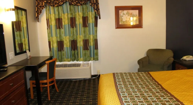 Номер Standard Home Gate Inn & Suites