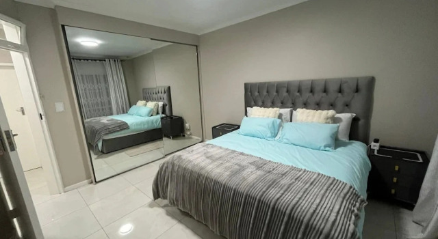 Serene 3-bedroom House Rental in Secure Kempton Park Complex, Book Feriehus Villaer i Gauteng, Villa