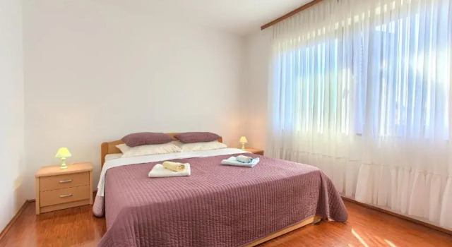 Apartments Vlatko, Забронировать Апартаменты/квартира Отели Крка с парковкой, рядом с Krk Harbour, Парковка