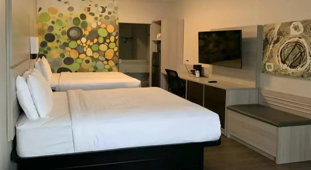 Arbor Suites Medical Mile, Boek Hotel Hotels in Missouri met zwembad, Zwembad