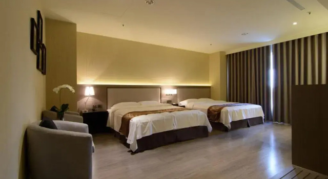 Номер Comfort Grand Crystal Hotel
