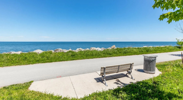 Simply Comfort. Shoreview Place Apartments, Varaa Huoneisto Vineland Ontario