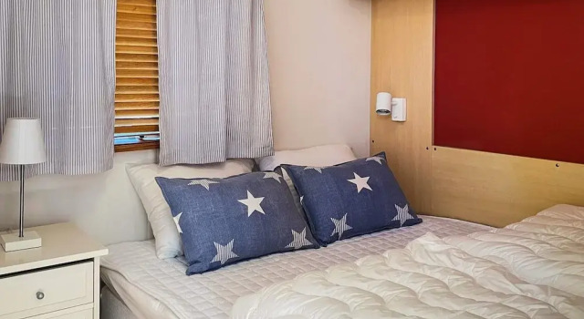 4 Person Holiday Home in Hollviken, Rezerwuj Dom wakacyjny Hotele w Lagos z parkingiem, Parking