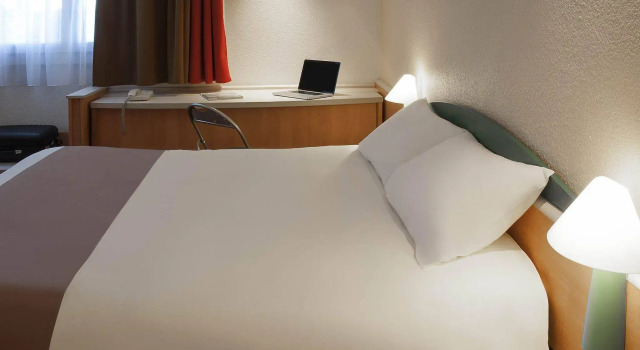ibis Tours Nord, Book Hotel Tours 