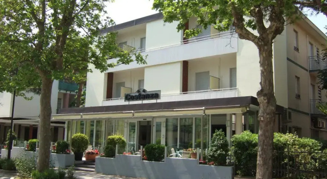 Hotel Costanza