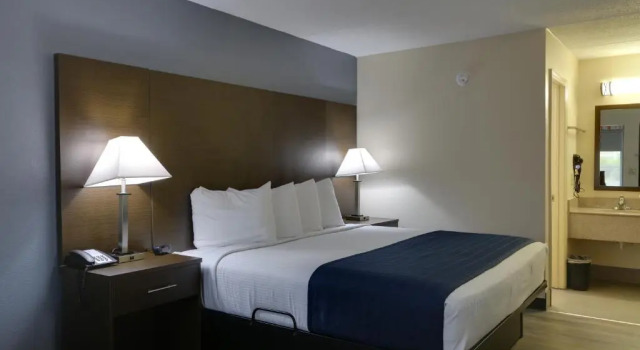 Номер Standard Baymont by Wyndham Ridgeland I-95