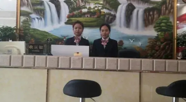 Xisheng Holiday Hotel, Varaa Hotelli Hotellit Sichuan pysäköinnillä, Pysäköinti