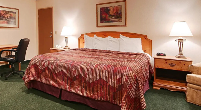 Номер Standard Best Western Sycamore Inn