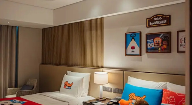 Двухместный семейный номер Bread Barbershop с видом на озеро Lotte Hotel World