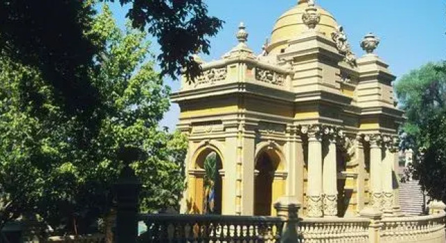 RUMA Departamentos Amoblados Manquehue, Забронировать Отель Отели Сантьяго с бассейном, рядом с Парк Араукано, Бассейн