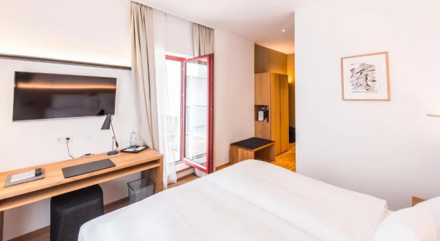 Göttfried - essen trinken schlafen, Book Hotel Innere Stadt 