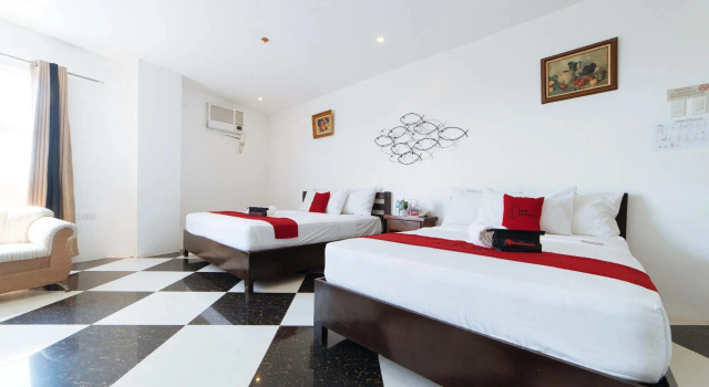 Четырёхместный люкс RedDoorz Plus @ San Roque Roxas City