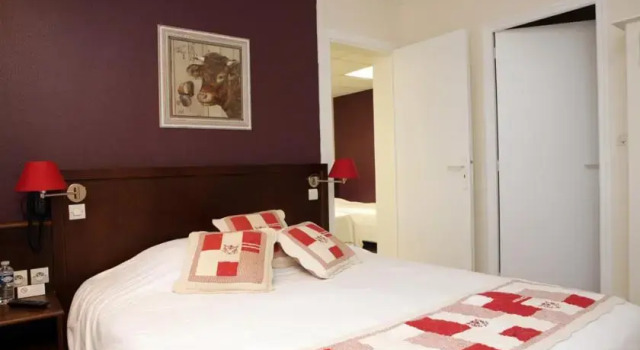 Полулюкс Logis Hôtel Les Nymphéas