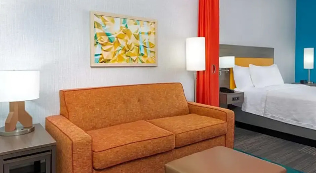 Двухместная студия с видом на бассейн Home2 Suites By Hilton Tampa Downtown Channel District