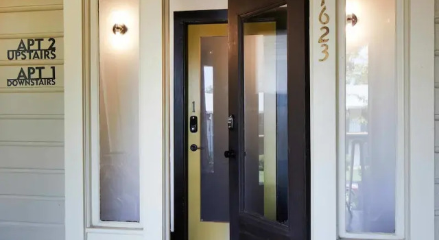 Апартаменты Apt1 Charles - Step-free Accessible Dog-friendly