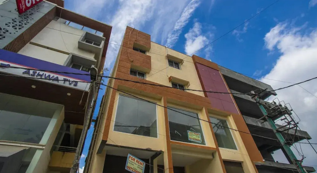 OYO 19524 Maruthi Home Stays 2, Rezervovat Hotel Bangalore Bangalore