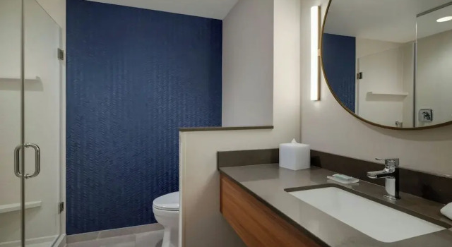 Четырёхместный номер Standard Fairfield By Marriott Inn & Suites Lancaster
