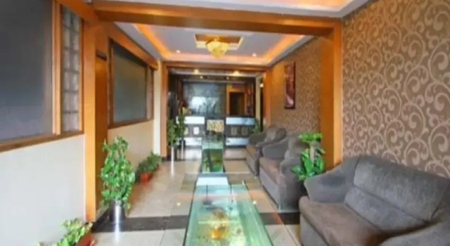 Hotel Savera Residency