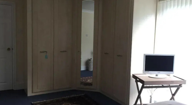 Linford Stable, Забронировать Отель Отели Бакингемшир с парковкой, Парковка