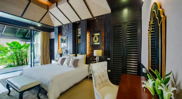 Люкс Impiana Impiana Beachfront Resort Patong, Phuket