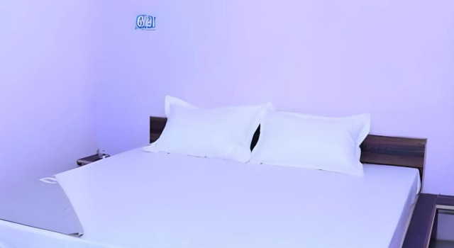 Oyo 700687 Hotel Red Velvet, Забронировать Отель Гармуктешар штат Уттар-Прадеш