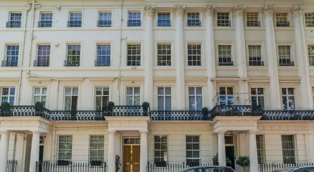 Beautiful Traditional 2BR in Central London, Забронировать Отель Бизнес-отели Англии, 4* 5*