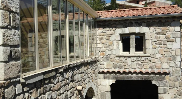 Chambre dhôtes Au creux du Chambon, Забронировать Гостевой дом Жуайёз Ardèche, рядом с Le Petit Rocher